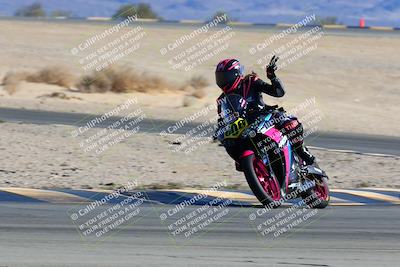 media/Jan-08-2022-SoCal Trackdays (Sat) [[1ec2777125]]/Turn 4 (1145am)/